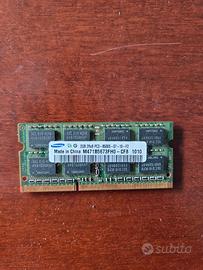 2 memorie ram portatile SAMSUNG 2GB 2RX8 PC3 8500S