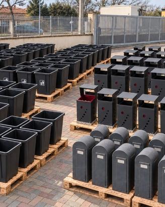ABG STOCK CESTINI DA PIAZZA E CONTENITORI URBANI