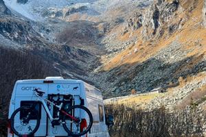 Camper van , giottivan 6 metri pari al nuovo