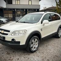 Chevrolet Captiva 2.4 GPL - 7 POSTI