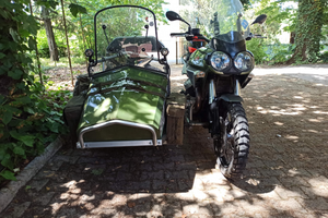 Sidecar Moto Guzzi Stelvio 1200 omologato 4 posti