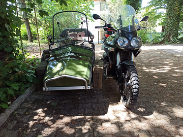 Sidecar Moto Guzzi Stelvio 1200 omologato 4 posti