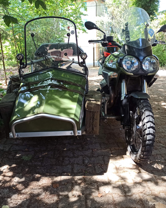 Sidecar Moto Guzzi Stelvio 1200 omologato 4 posti