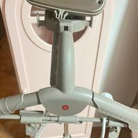 Ferro da stiro verticale della Singer.