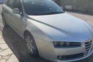 Alfa Romeo 159 1.9 jtdm sportwagon distinctive