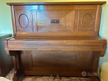 Pianoforte verticale Hasseldieck primi ’900