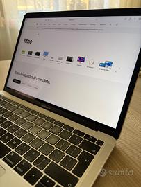 Macbook i5 8/256 GB Anno 2020