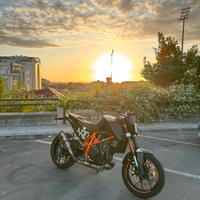 Ktm duke 690 R A2