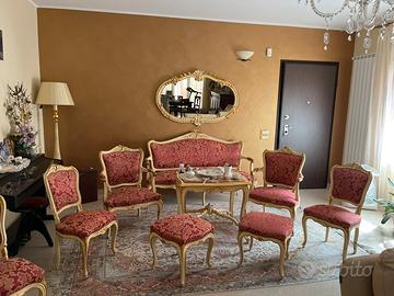 Salotto Divano Poltrone Sgabello vetrina del 1900