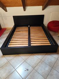 struttura letto matrimoniale 
