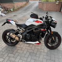 Speed Triple 1050rs