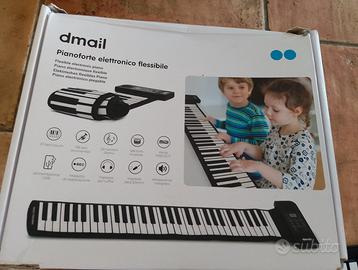 Pianoforte elettronico flessibile 