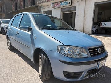 Fiat Punto 1.2i cat 5 porte ELX