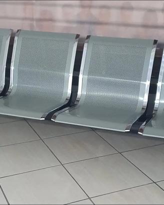 Panca sala d’attesa 4 posti in acciaio