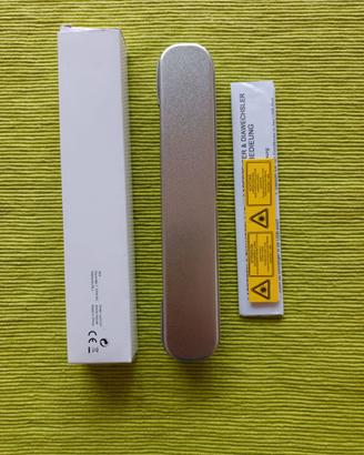 Bluetooth Laser pointer and slide changer