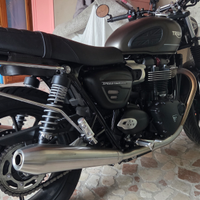 Triumph Speed twin 900