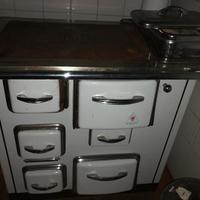 Stufa a legna per cucinare marca De Manincor