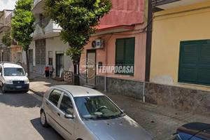 Soluzione semindipendente con giardino privato