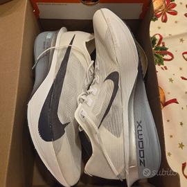 nike vaporfly serie 4  45.5 nuove  