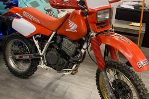 Honda XR 600 R dall'ara 1986