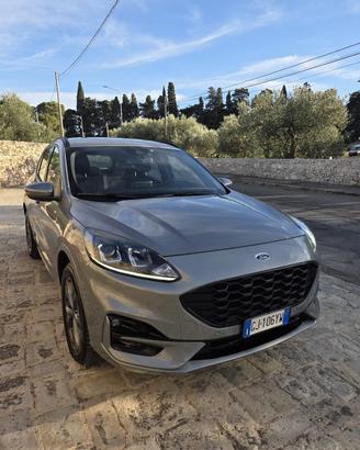 Ford Kuga 2.5 Pulg-in Hybrid