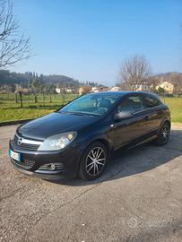 Opel astra GTC turbo benzina 180 cv