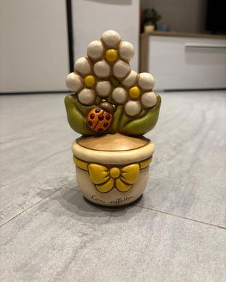 Vasetto Thun con fiori e coccinella