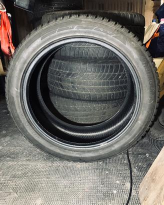 GOMME 245 45 18 HANKOOK