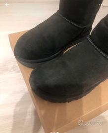 Ugg mini nero