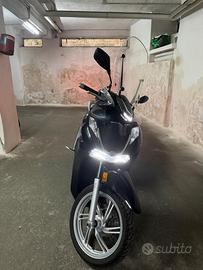 Honda sh 350