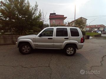 JEEP Cherokee 2ª serie - 2004