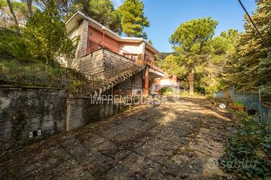 Villetta indipendente mq 76+dependance mq 60