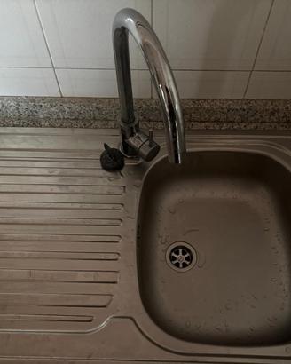 lavello cucina incasso acciaio inox con miscelator