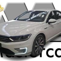 VOLKSWAGEN Passat Passat VIII 2015 Berlina 1.4 p