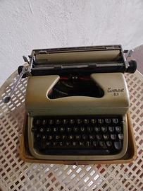 macchina per scrivere 