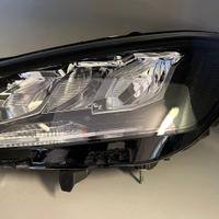 Faro anteriore sx LED Valeo PEUGEOT 208 E 2008 201