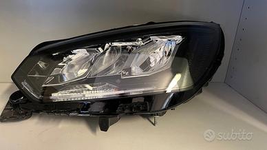 Faro anteriore sx LED Valeo PEUGEOT 208 E 2008 201
