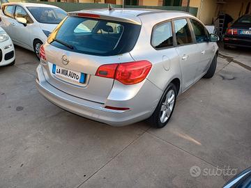 Opel Astra 1.4 Turbo 140CV Sports Tourer GPL Tech 