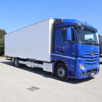 MERCEDES-BENZ ACTROS 1843 SCARRABILE FURGONATO 9