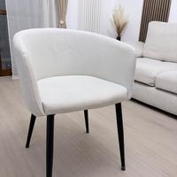 4 sedie da tavola beige chiaro/  crema