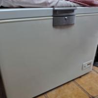 Congelatore a pozzetto