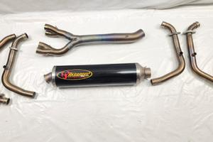 SCARICO AKRAPOVIC COMPLETO DI COLLETTORI PER SUZUK