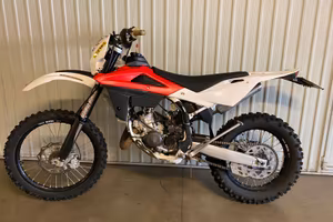 Husqvarna WR 125 enduro (potenza a libretto 3,5Kw)