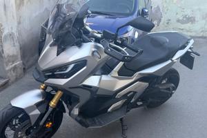 Xadv750