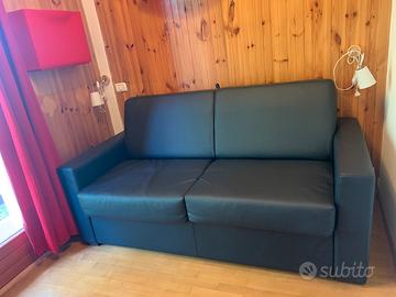 Divano letto matrimoniale
