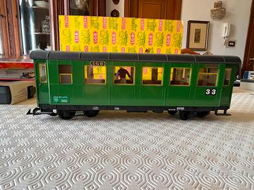 trenini in scala G: carrozza passeggeri LGB