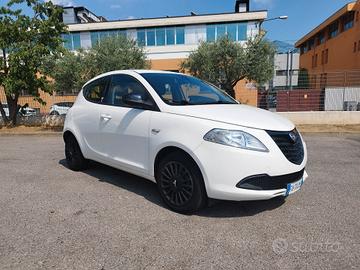 Lancia Ypsilon 1.2 69 CV 5 porte Elefantino - euro