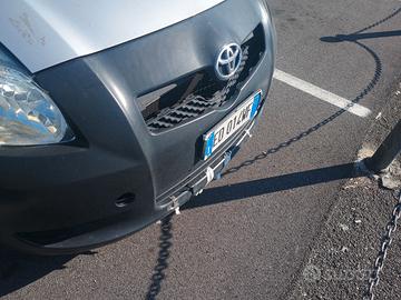 Toyota Yaris solo pezzi di ricambio