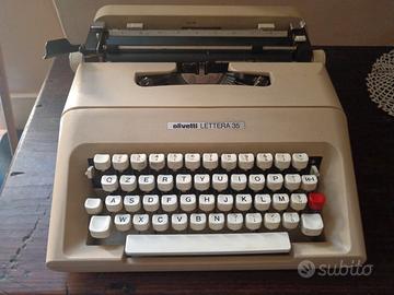 macchina da scrivere olivetti 