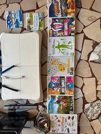 Nintendo Wii nera + balance board + telecomandi